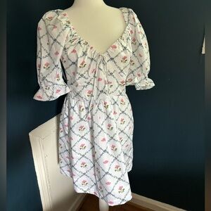 Hill House Home Ophelia in Butterfly Trellis size Large